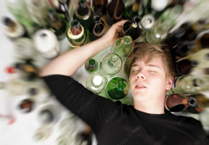 PRO UND CONTRA: Alkohol ab 18 Jahren?